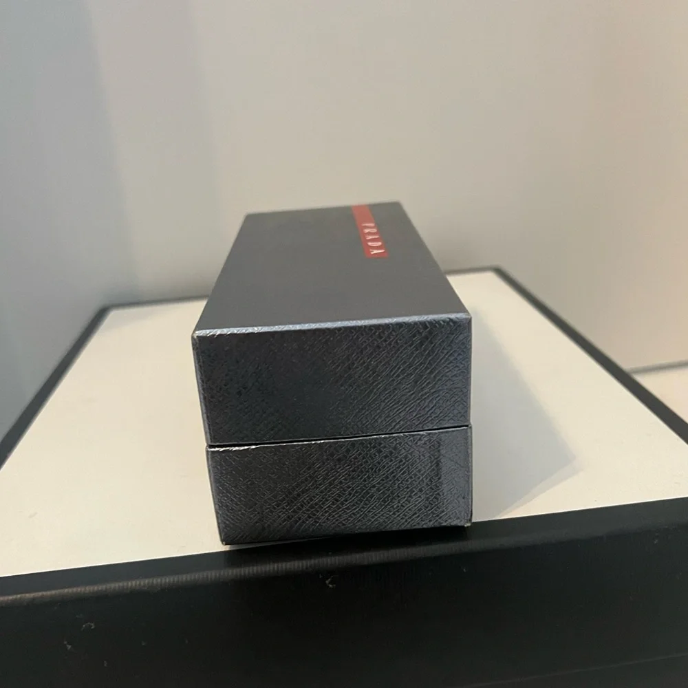 Prada Box - Picture 8 of 8